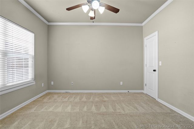 9402 S 73rd East Avenue, Tulsa, OK 74133