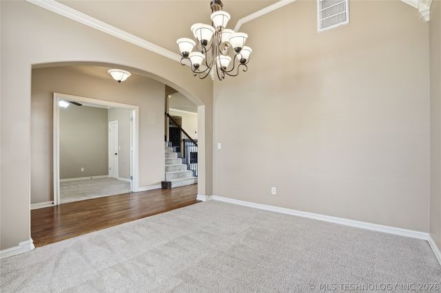 9402 S 73rd East Avenue, Tulsa, OK 74133