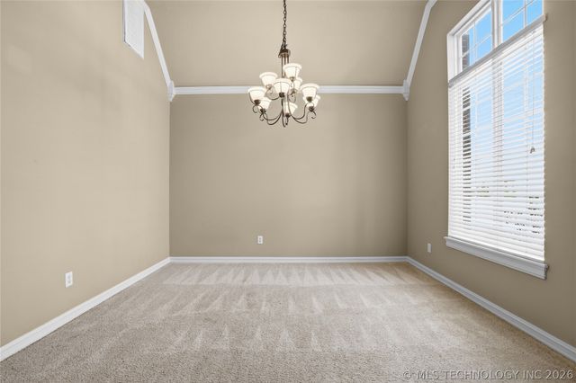 9402 S 73rd East Avenue, Tulsa, OK 74133