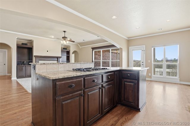 9402 S 73rd East Avenue, Tulsa, OK 74133