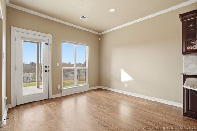 9402 S 73rd East Avenue, Tulsa, OK 74133