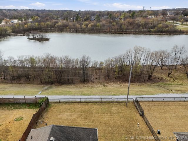 9402 S 73rd East Avenue, Tulsa, OK 74133