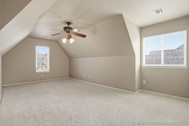 9402 S 73rd East Avenue, Tulsa, OK 74133