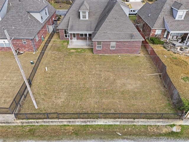 9402 S 73rd East Avenue, Tulsa, OK 74133