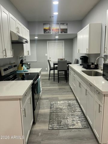 1820 E DIAMOND Street, Phoenix, AZ 85006