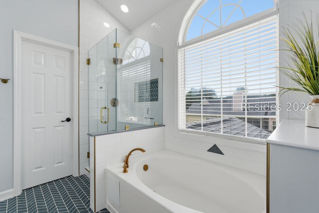7 Parrot Creek Dr, Okatie, SC 29909