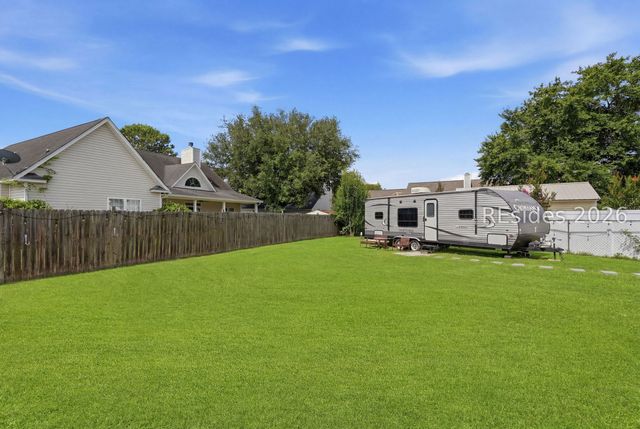 7 Parrot Creek Dr, Okatie, SC 29909
