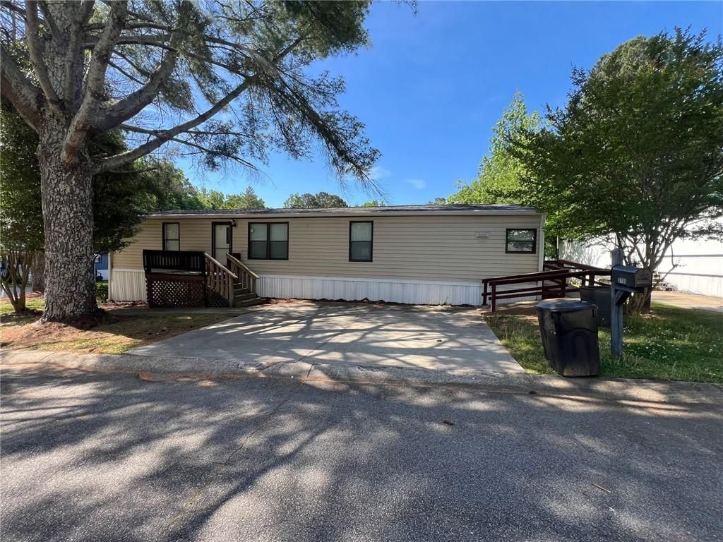 3700 Ash Drive, Buford, GA 30518