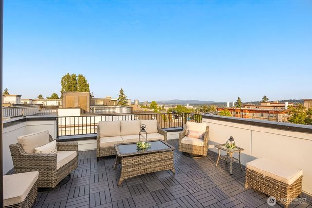 4516 B Corliss Avenue N, Seattle, WA 98103