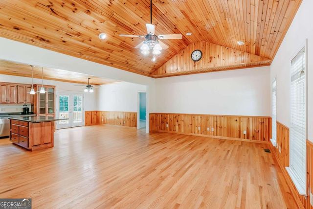 252 Sandy Cross Road, Lexington, GA 30648
