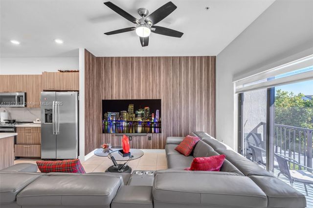 7915 NW 104th Ave 24, Doral, FL 33178