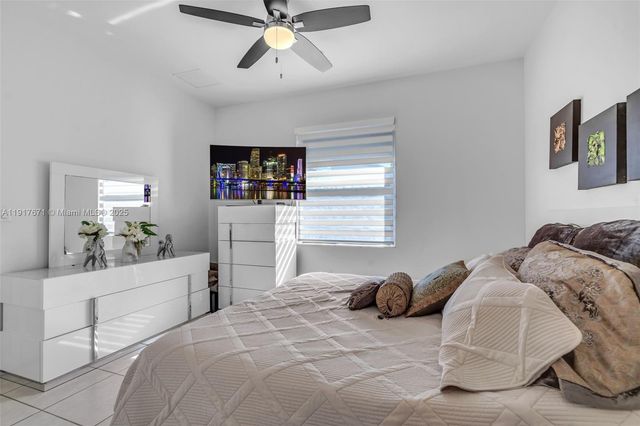 7915 NW 104th Ave 24, Doral, FL 33178