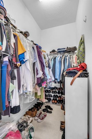 7915 NW 104th Ave 24, Doral, FL 33178