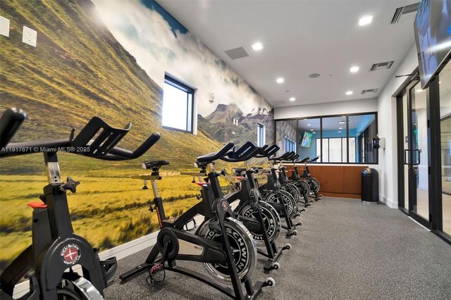 7915 NW 104th Ave 24, Doral, FL 33178