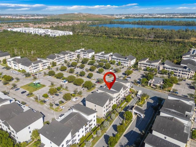 7915 NW 104th Ave 24, Doral, FL 33178