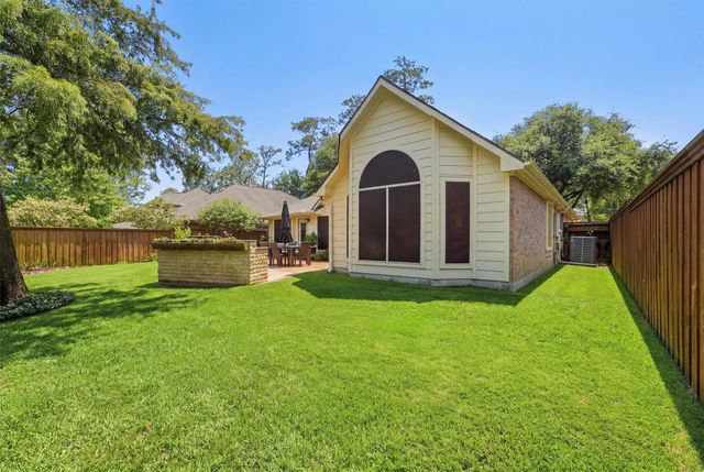 38 Wimberly Way, Conroe, TX 77385