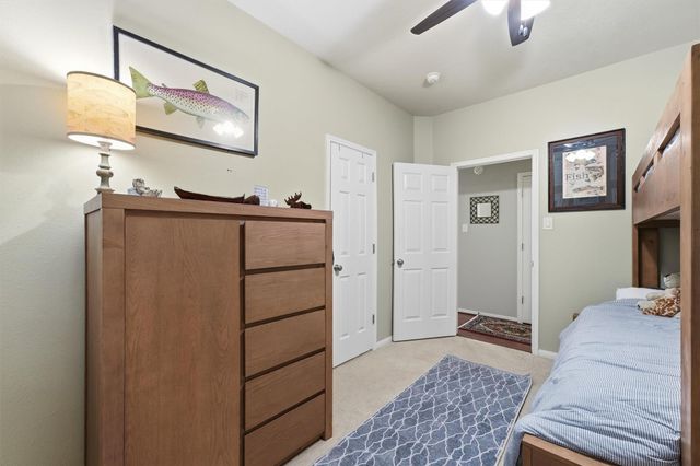 38 Wimberly Way, Conroe, TX 77385