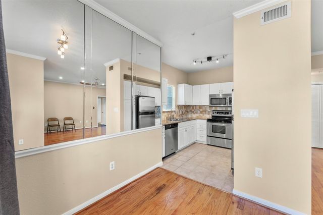 1330 Old Spanish Trail 7108, Houston, TX 77054