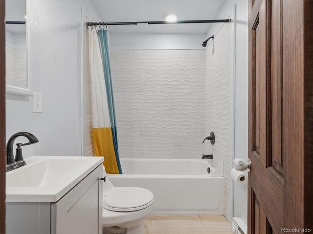 21628 Taos Rd, Indian Hills, CO 80454