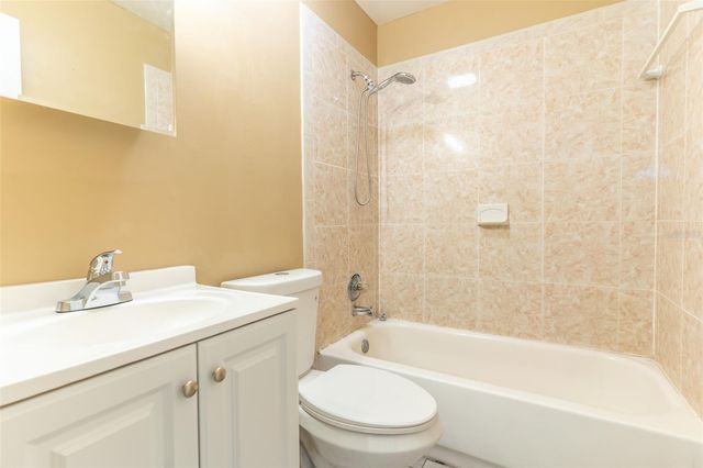 140 AVENUE W NW 2, Winter Haven, FL 33881