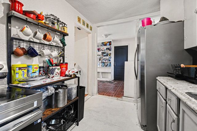 1001 Hillburn Drive, Dallas, TX 75217