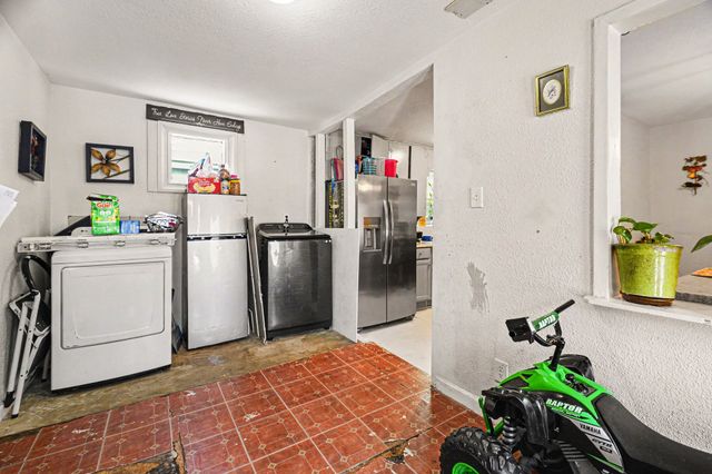 1001 Hillburn Drive, Dallas, TX 75217