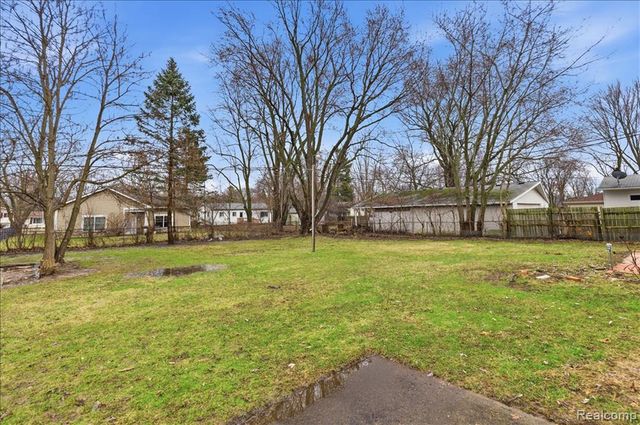 2160 Phillips Road, Auburn Hills, MI 48326
