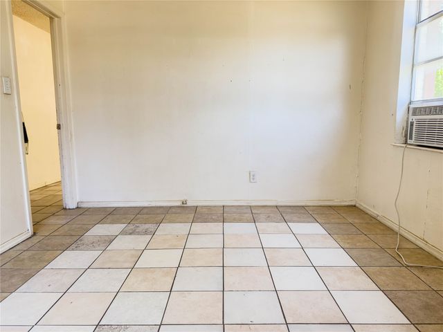 401 Long Drive, Mineral Wells, TX 76067
