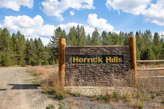 47 Coit Drive, Cascade, ID 83611 property photo