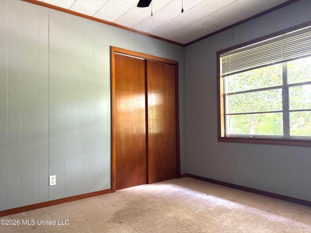 9724 Hwy 613, Moss Point, MS 39562