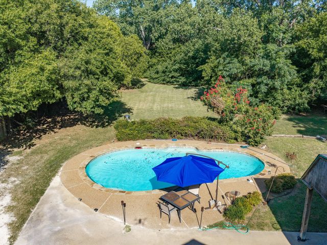 6000 Bettinger Drive, Colleyville, TX 76034