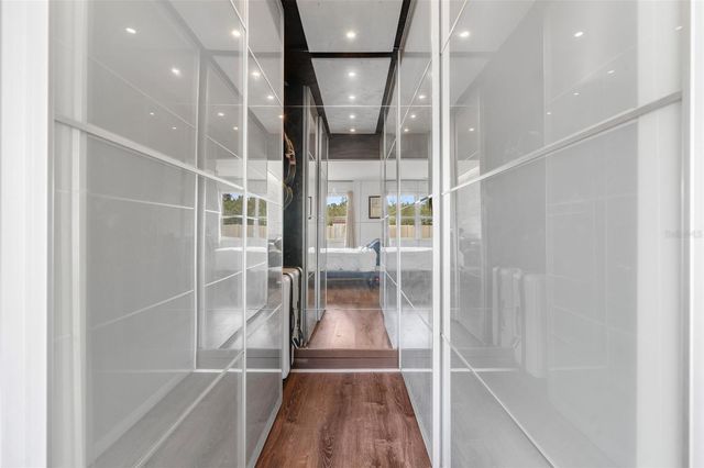 2406 MEADOWBROOK DRIVE, Lutz, FL 33558