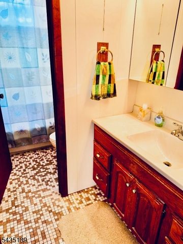 98 Gould Rd, West Milford Twp., NJ 07435