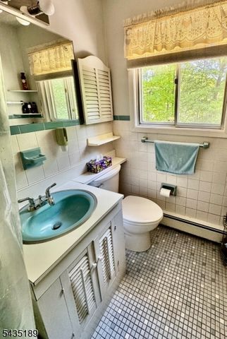 98 Gould Rd, West Milford Twp., NJ 07435