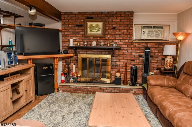 98 Gould Rd, West Milford Twp., NJ 07435