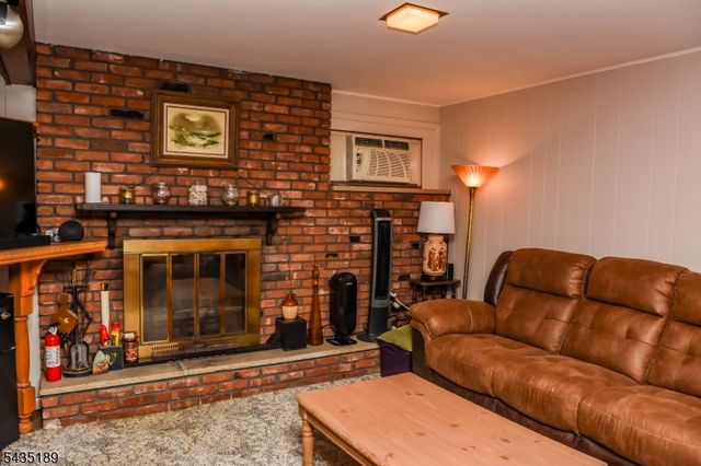 98 Gould Rd, West Milford Twp., NJ 07435