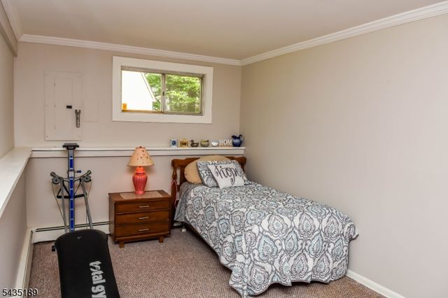 98 Gould Rd, West Milford Twp., NJ 07435