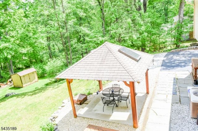 98 Gould Rd, West Milford Twp., NJ 07435