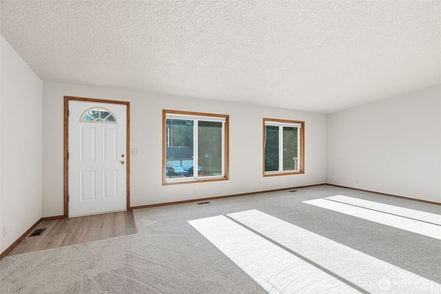 1118 NW 76th Circle, Vancouver, WA 98665