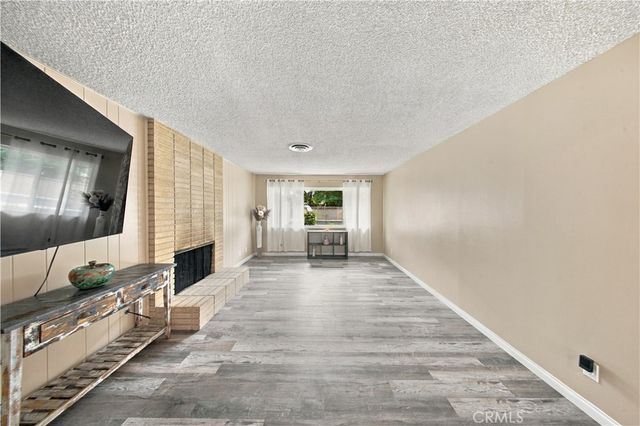 43818 Halcom, Lancaster, CA 93536