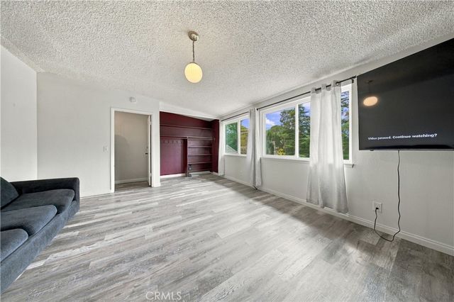 43818 Halcom, Lancaster, CA 93536
