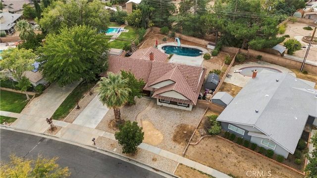 43818 Halcom, Lancaster, CA 93536