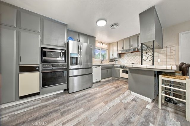 43818 Halcom, Lancaster, CA 93536