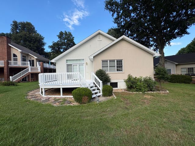 1115 Lakeview Drive, Paducah, KY 42003