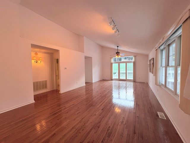 1115 Lakeview Drive, Paducah, KY 42003