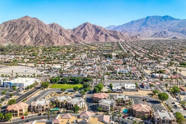 50700 Santa Rosa Plaza 6, La Quinta, CA 92253