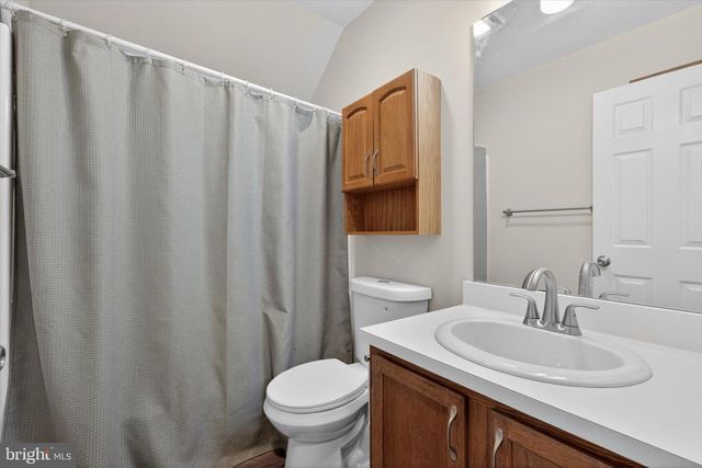 802 HOLLOW RD, Delta, PA 17314