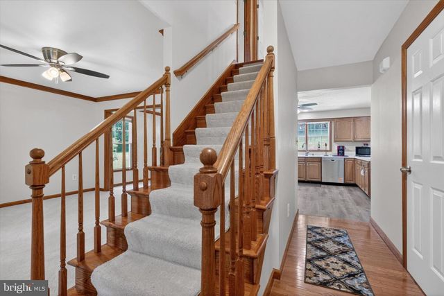 802 HOLLOW RD, Delta, PA 17314