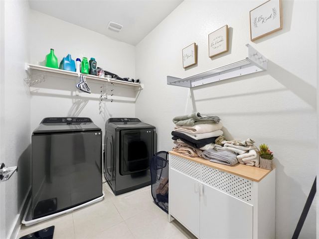 1516 Roseburg DR 70, Austin, TX 78754