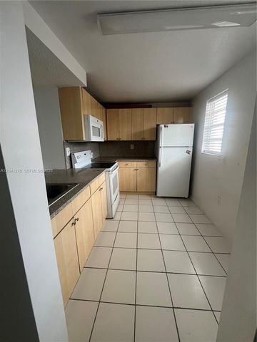 14170 SW 84th St 203-F, Miami, FL 33183